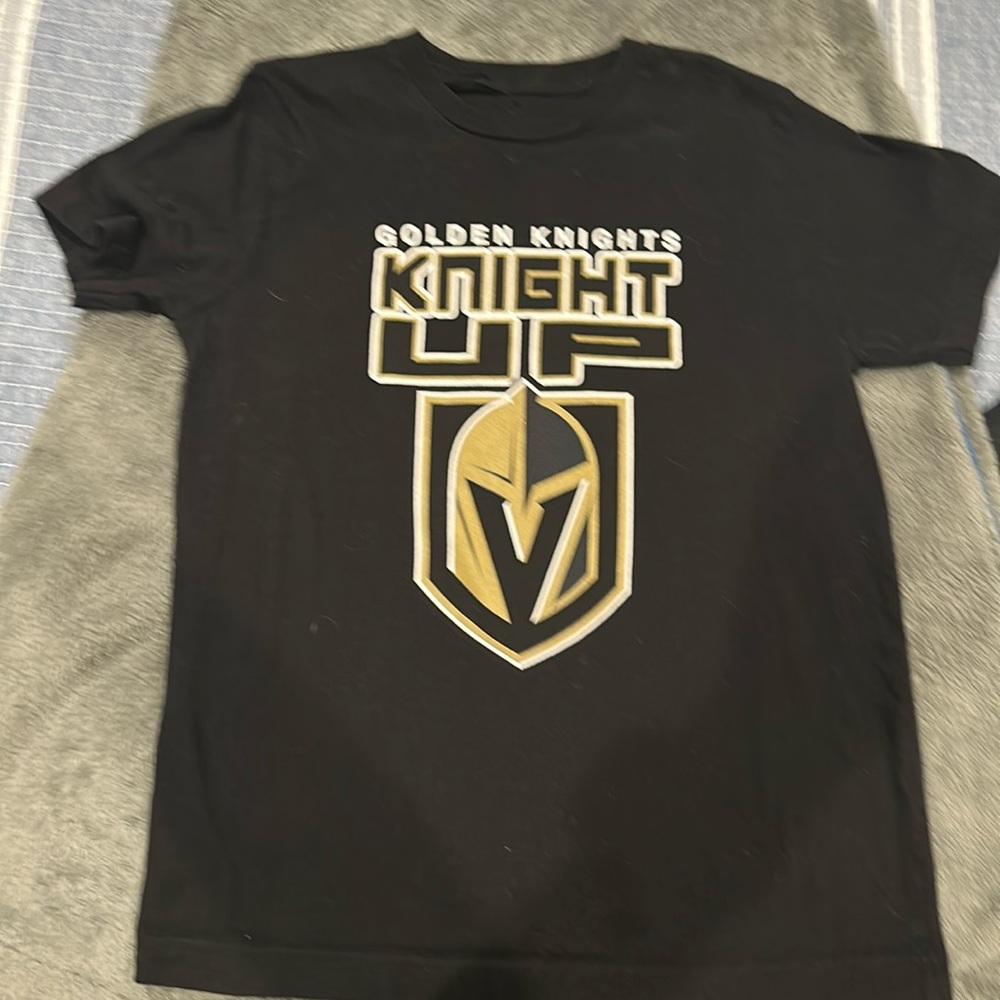 Team athletics youth size M 10/12 Las Vegas Golden Knights - Knight Up